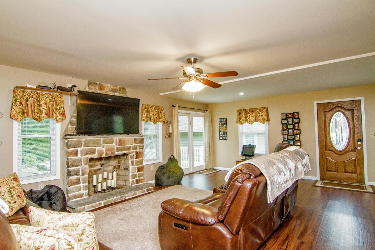 Cabin By The Creek With Private Creek Access Tannersville Exterior foto